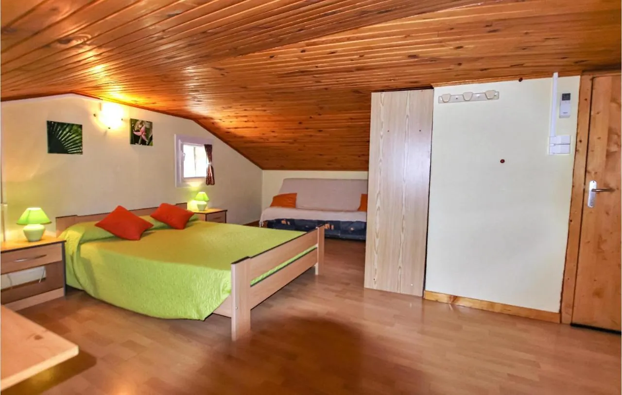 1 Bedroom Lovely Home In St, Etienne De Boulog, Saint-Etienne-de-Boulogne