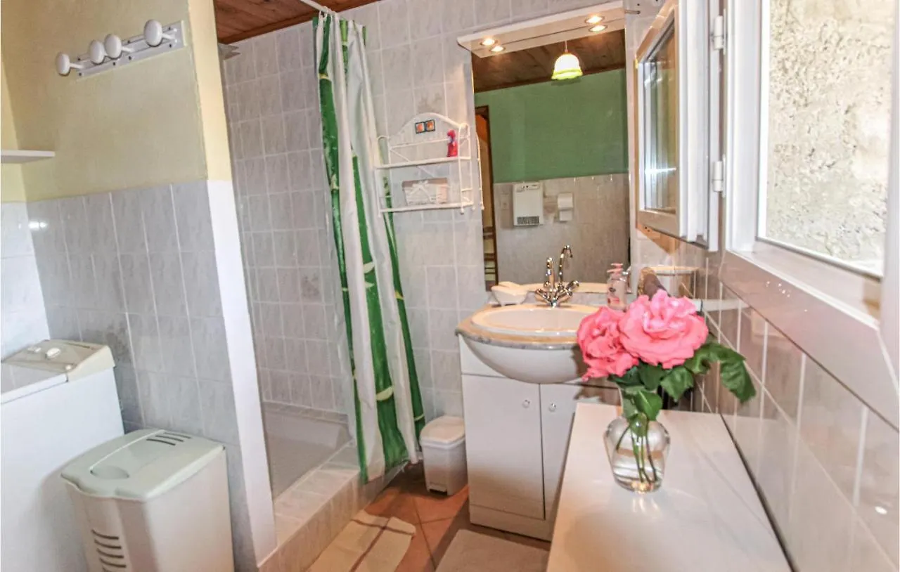 Holiday home 1 Bedroom Lovely Home In St, Etienne De Boulog, Saint-Etienne-de-Boulogne
